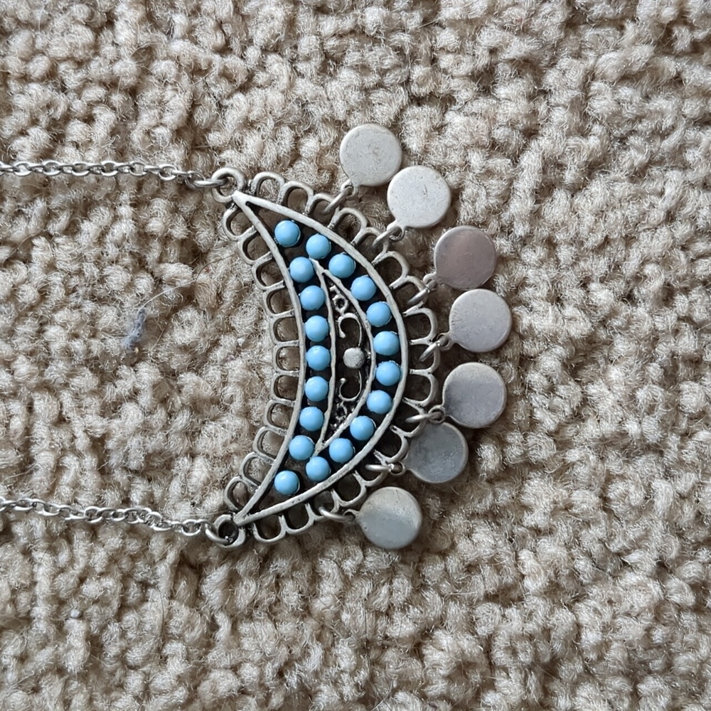Long necklace